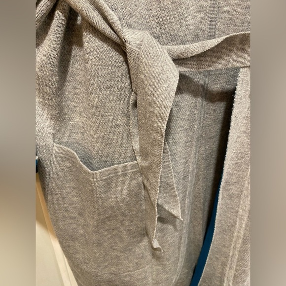 NWT The Limited Gray Turquoise Knit Wrap Front Hooded Belted Cardigan Size XL - Picture 8 of 12